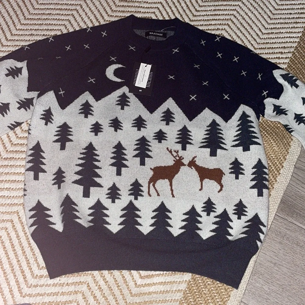 NAADAM Cashmere Sweater with Snowy Forest - Picture 3 of 5